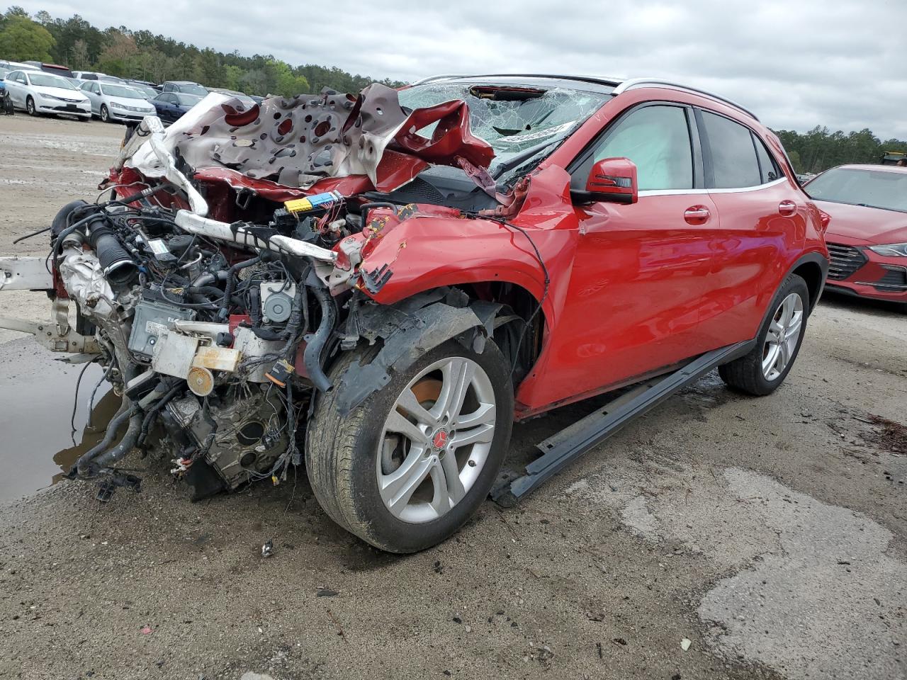 2016 MERCEDES-BENZ GLA 250