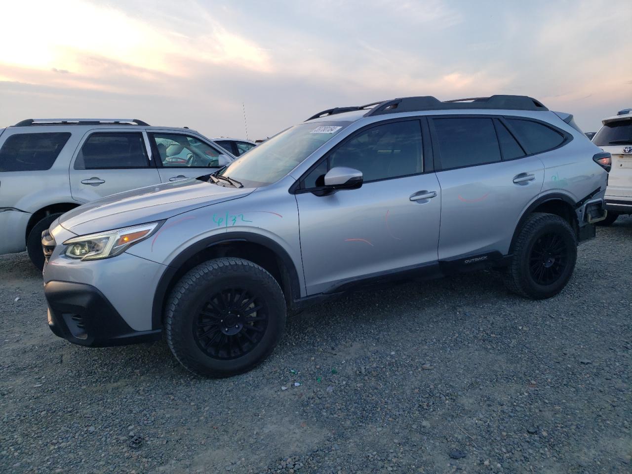 2020 SUBARU OUTBACK LIMITED