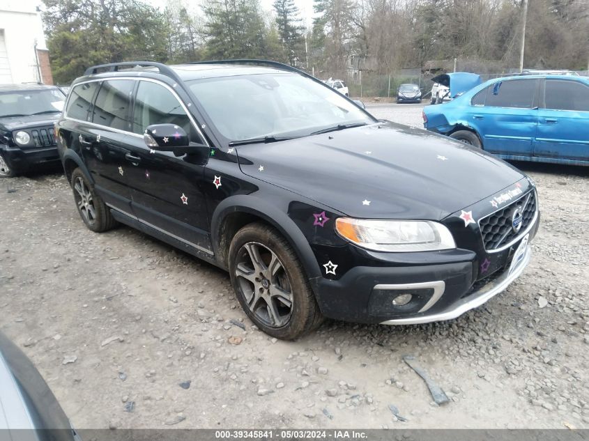 2015 VOLVO XC70 T6