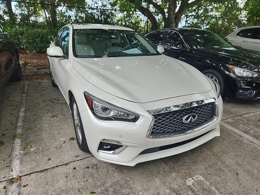 2021 INFINITI Q50 LUXE