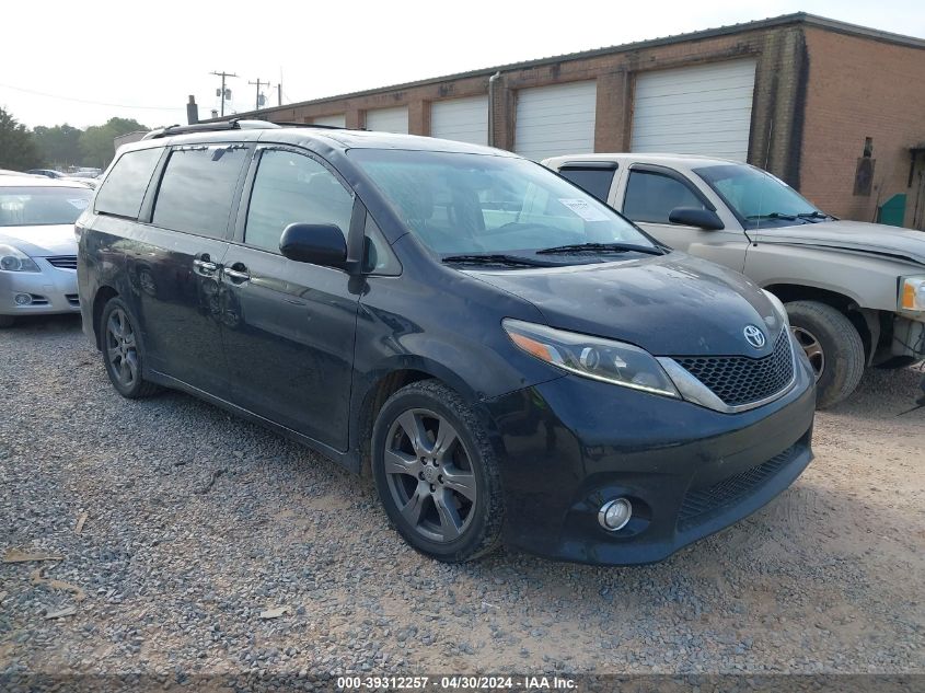 2017 TOYOTA SIENNA SE 8 PASSENGER