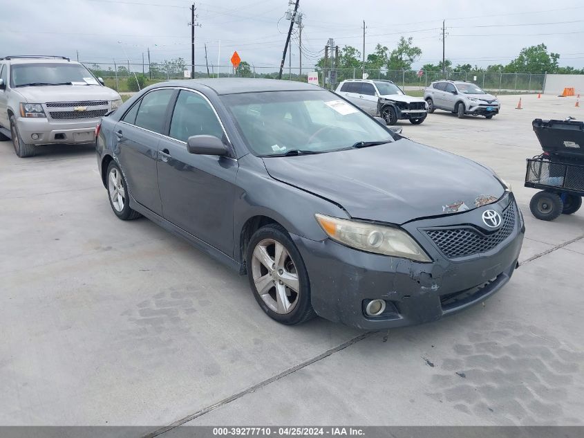 2010 TOYOTA CAMRY SE