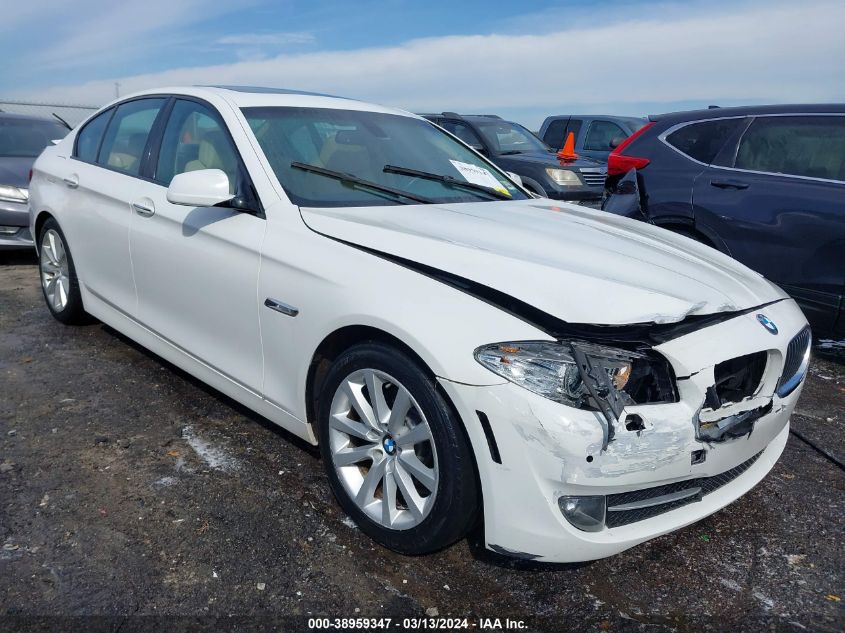 2011 BMW 528I