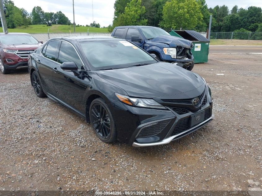 2023 TOYOTA CAMRY XSE