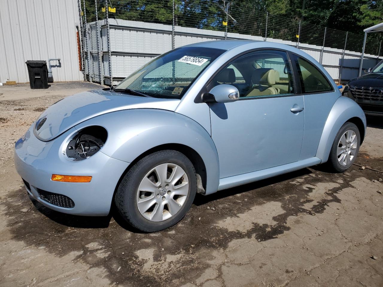 2010 VOLKSWAGEN NEW BEETLE