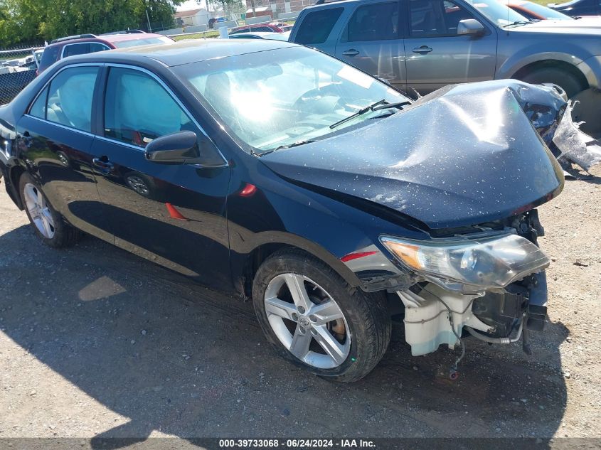 2013 TOYOTA CAMRY SE