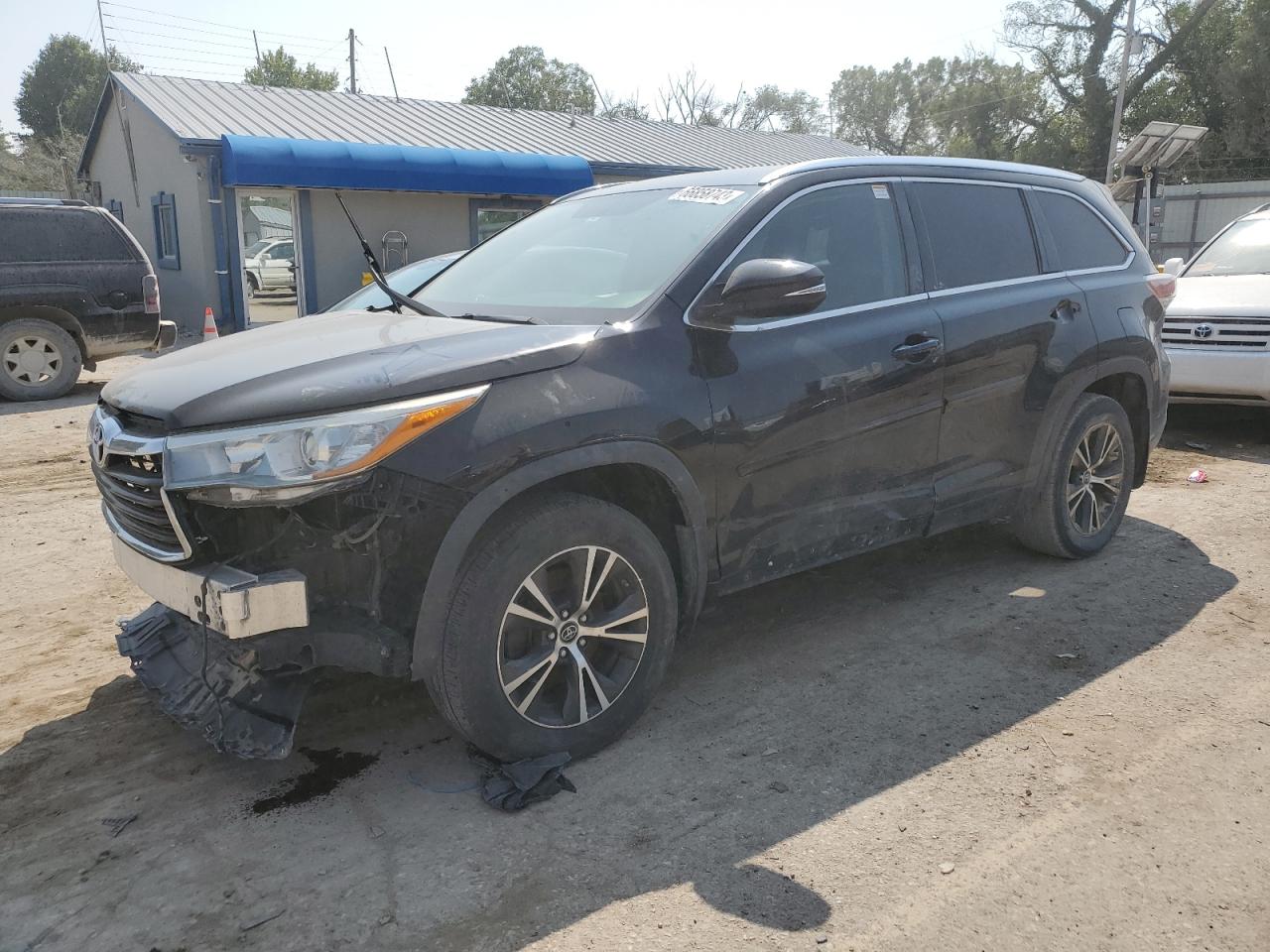 2016 TOYOTA HIGHLANDER XLE