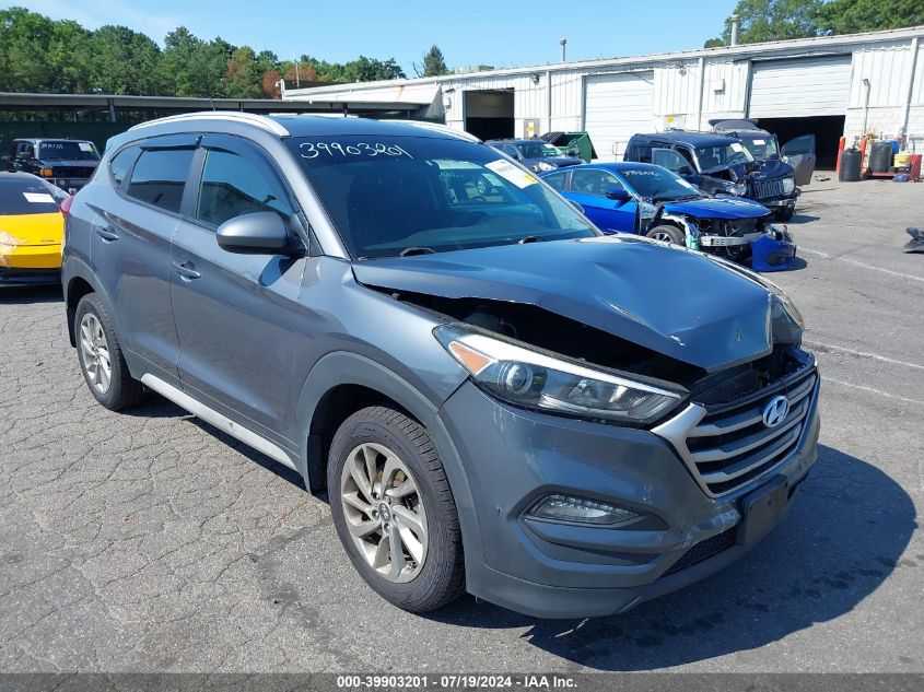 2017 HYUNDAI TUCSON SE