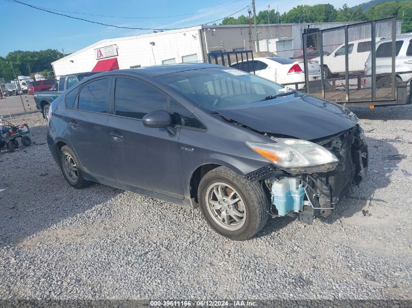 2010 TOYOTA PRIUS III