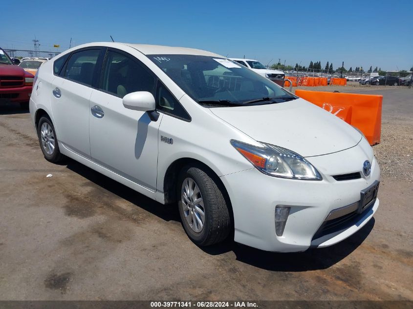 2014 TOYOTA PRIUS PLUG-IN