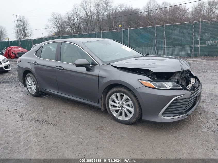 2022 TOYOTA CAMRY LE AWD