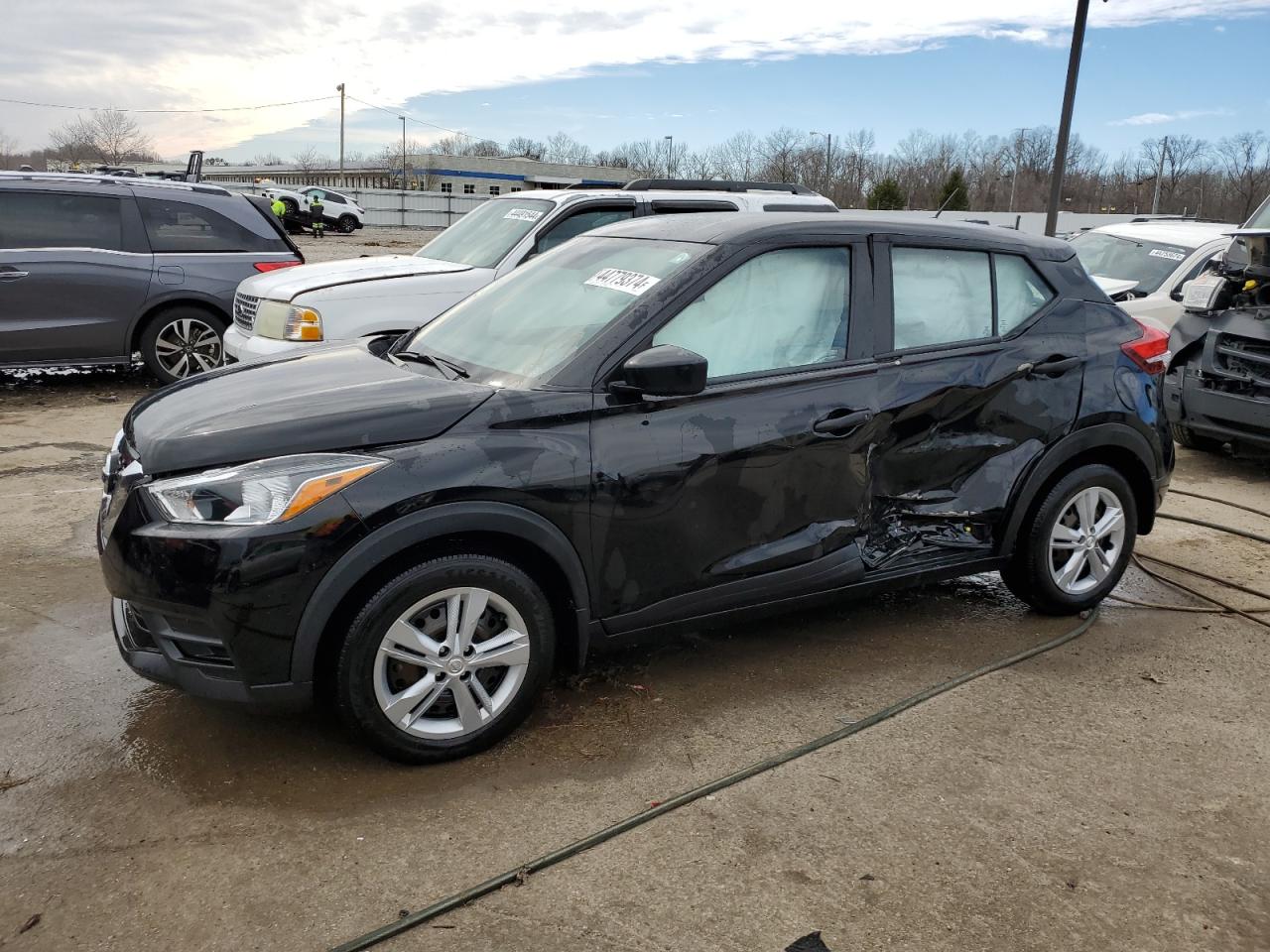 2020 NISSAN KICKS S