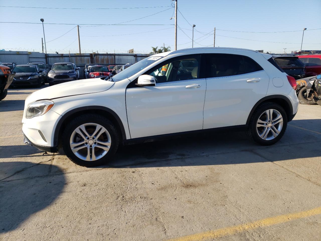 2015 MERCEDES-BENZ GLA 250