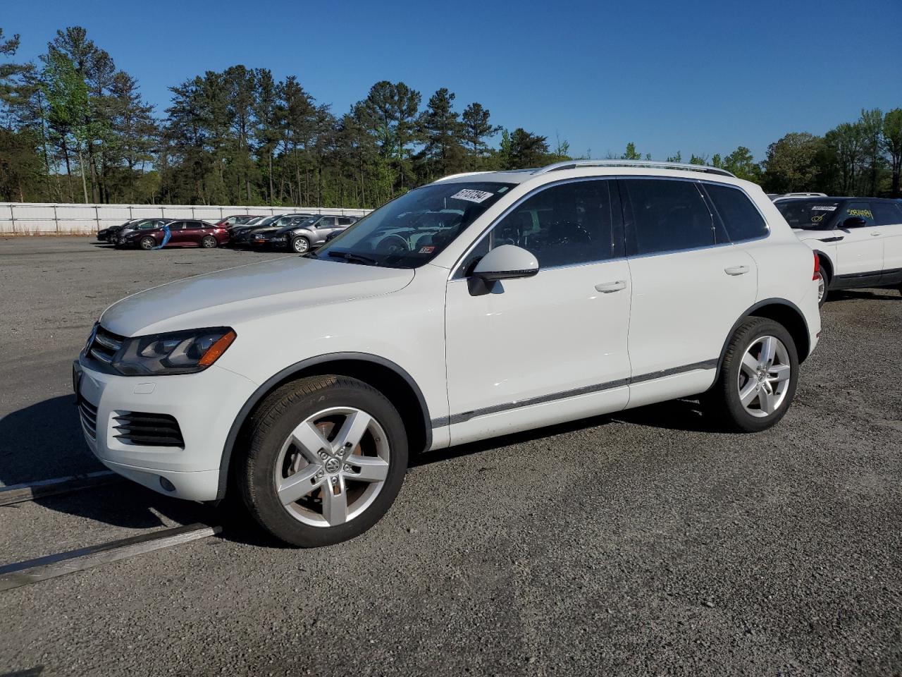 2014 VOLKSWAGEN TOUAREG V6 TDI