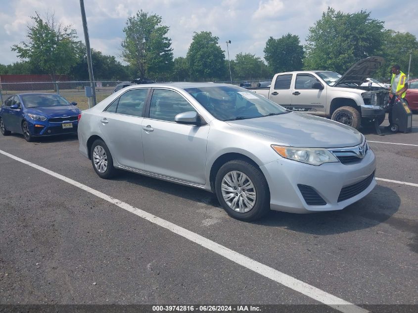 2014 TOYOTA CAMRY LE