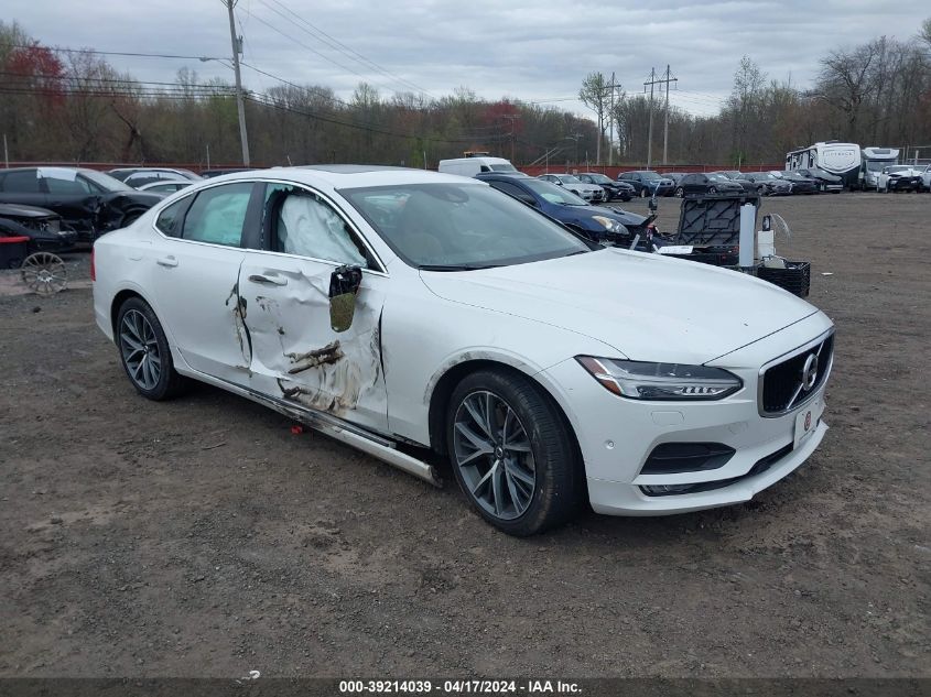 2017 VOLVO S90 T6 MOMENTUM