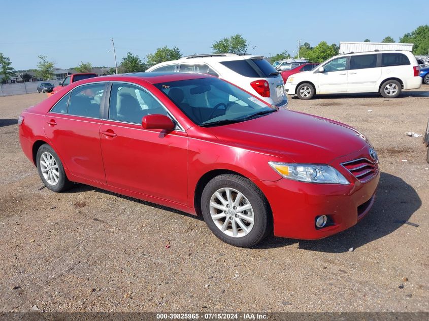 2011 TOYOTA CAMRY XLE