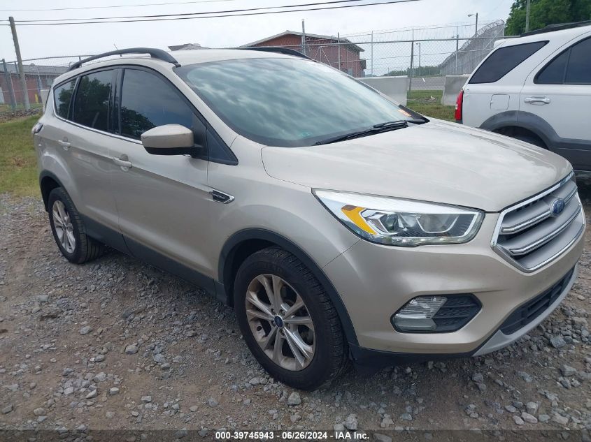 2017 FORD ESCAPE SE