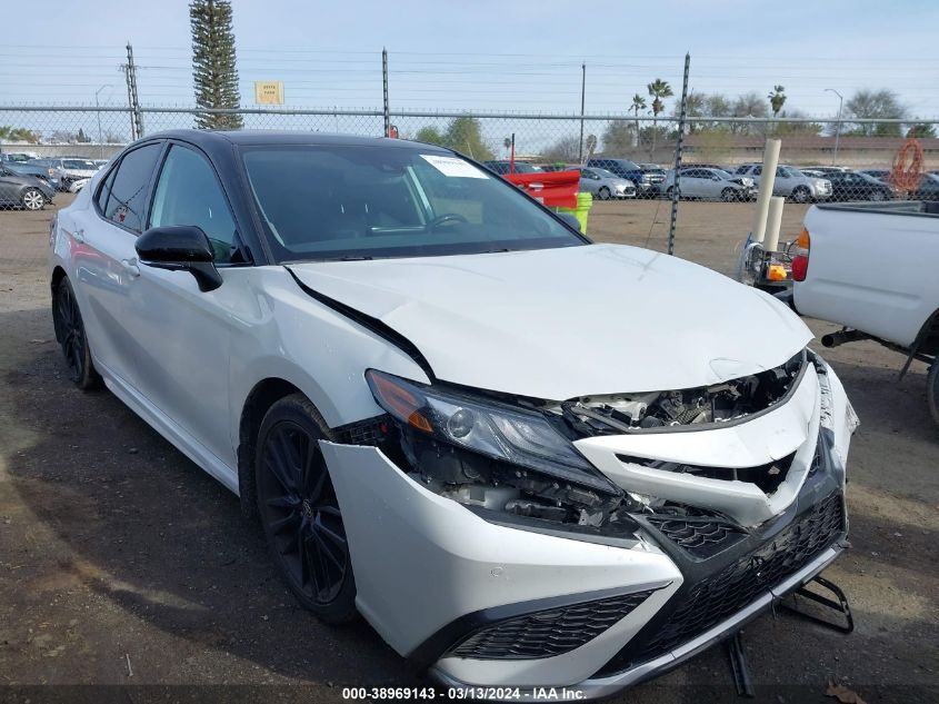 2021 TOYOTA CAMRY XSE