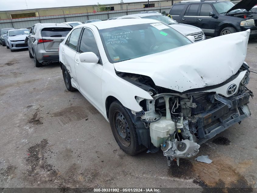 2010 TOYOTA CAMRY LE