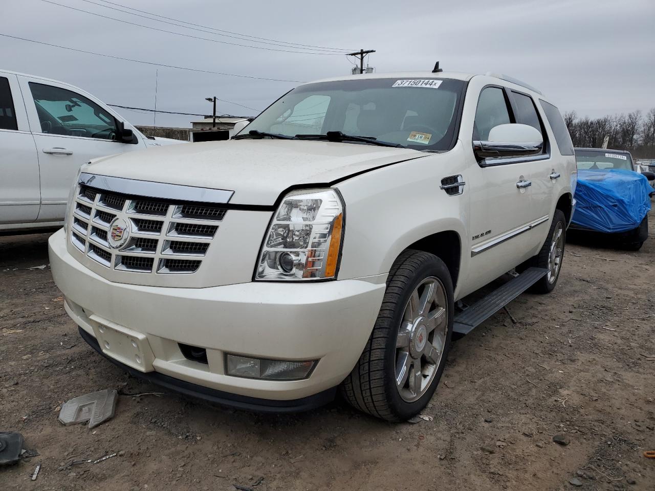 2011 CADILLAC ESCALADE PREMIUM