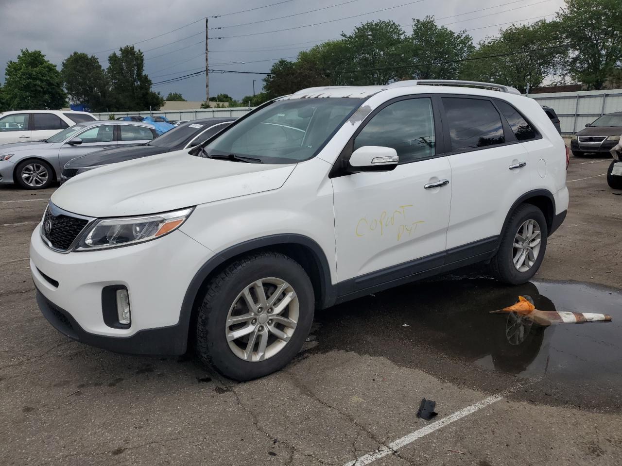 2014 KIA SORENTO LX