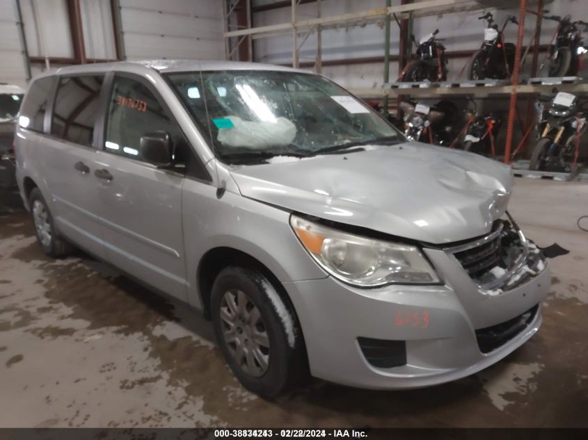 2010 VOLKSWAGEN ROUTAN S