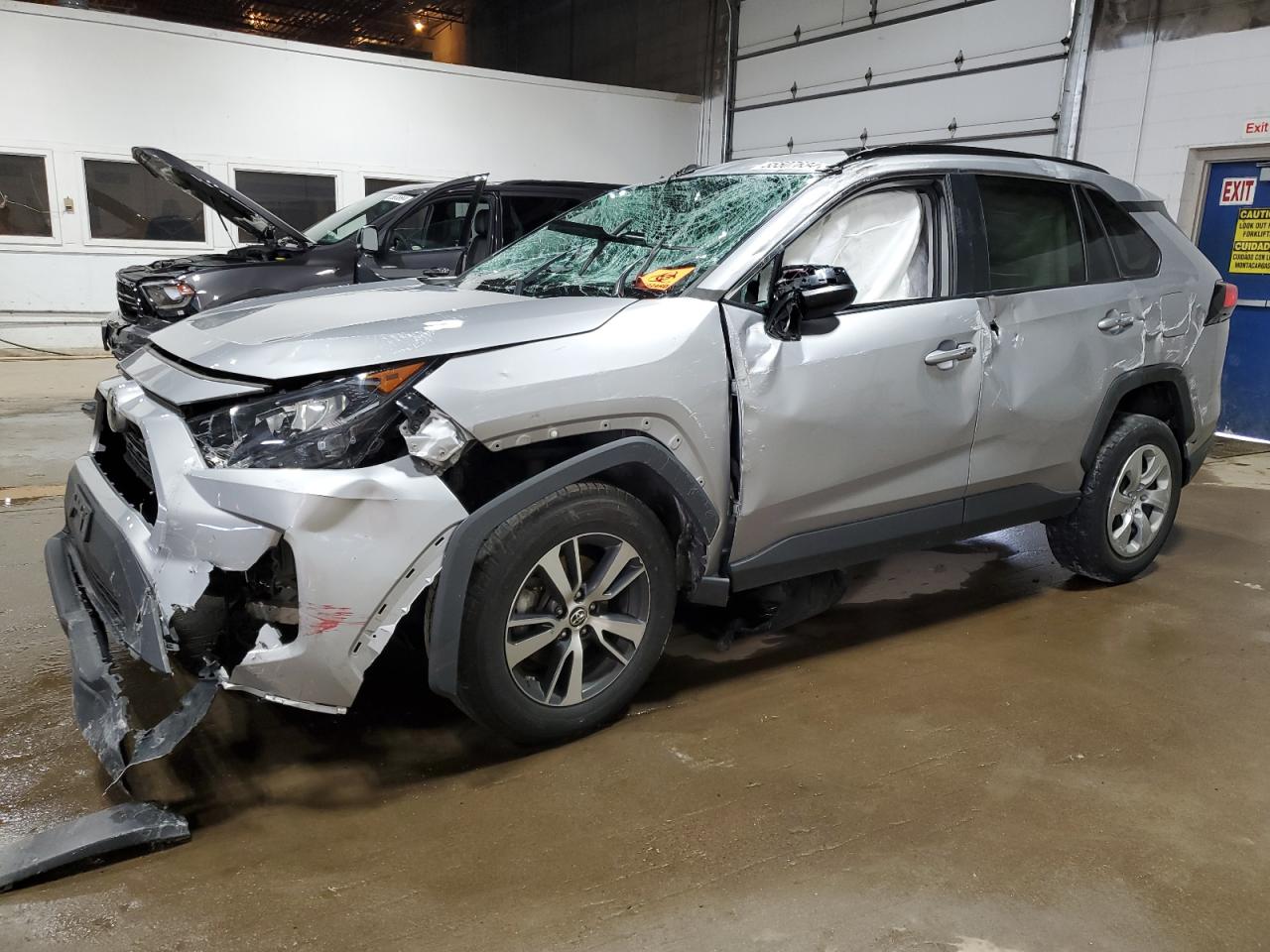 2019 TOYOTA RAV4 LE