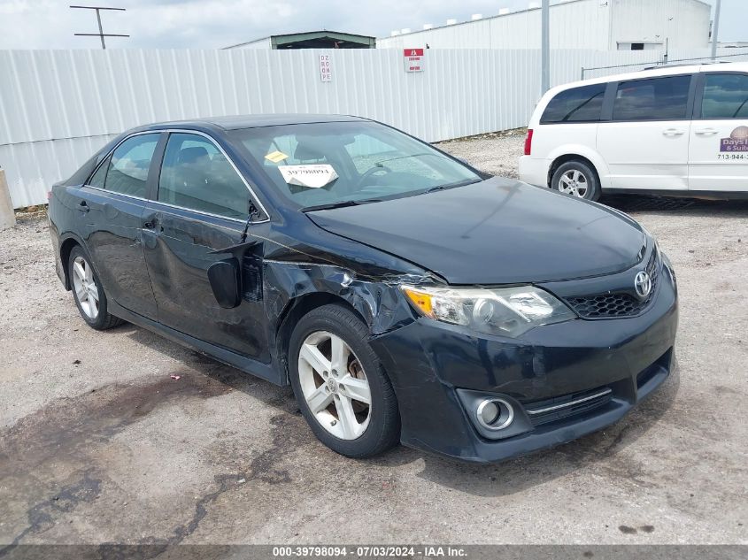 2012 TOYOTA CAMRY SE