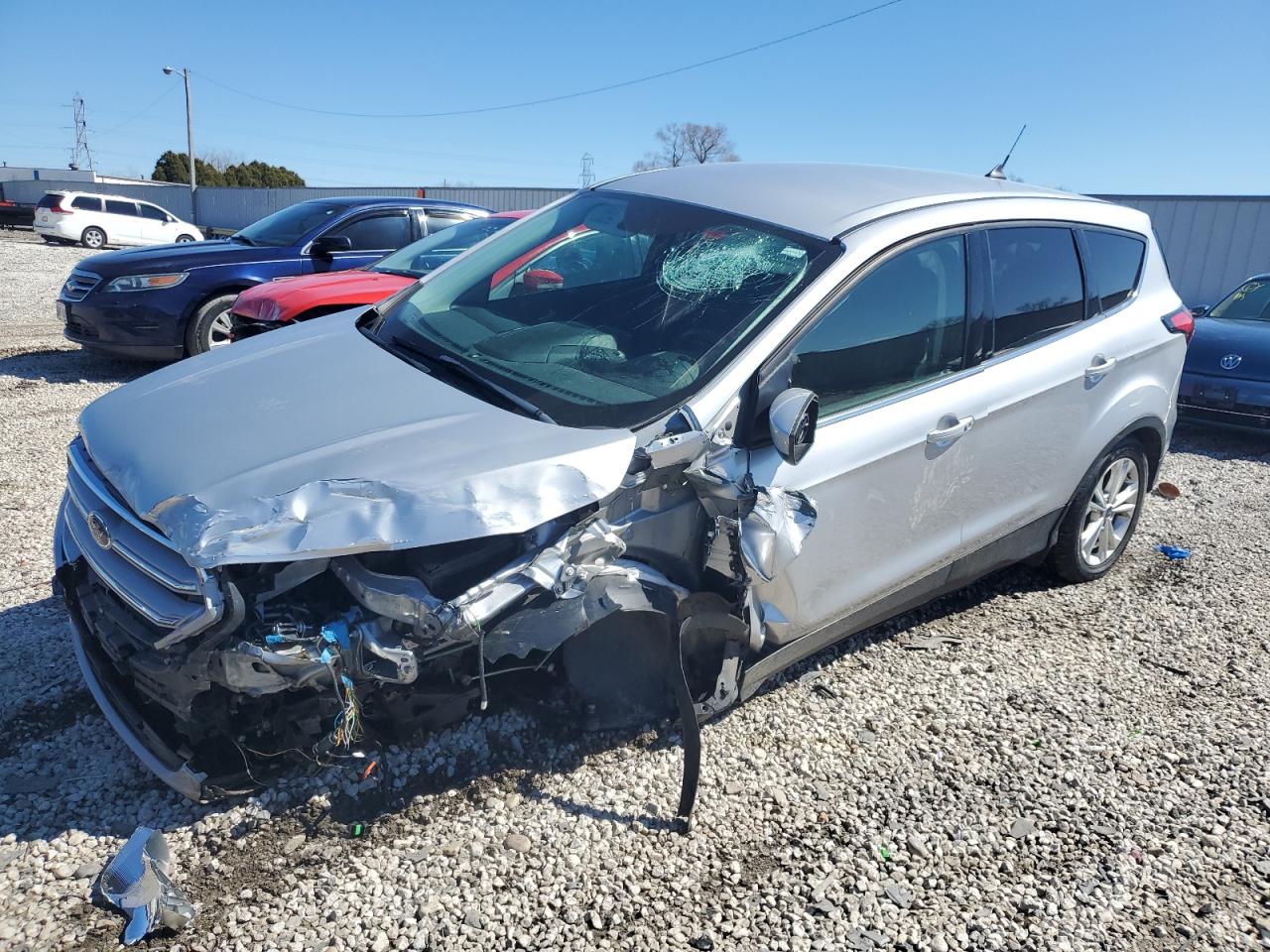 2019 FORD ESCAPE SE