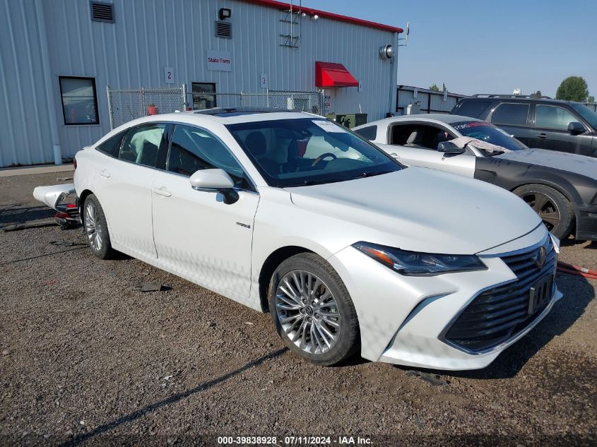 2020 TOYOTA AVALON HYBRID LIMITED