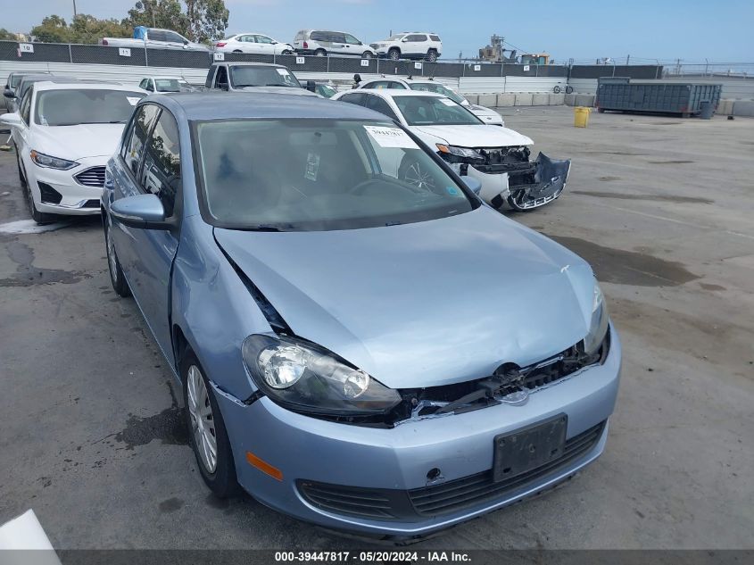 2010 VOLKSWAGEN GOLF 4-DOOR