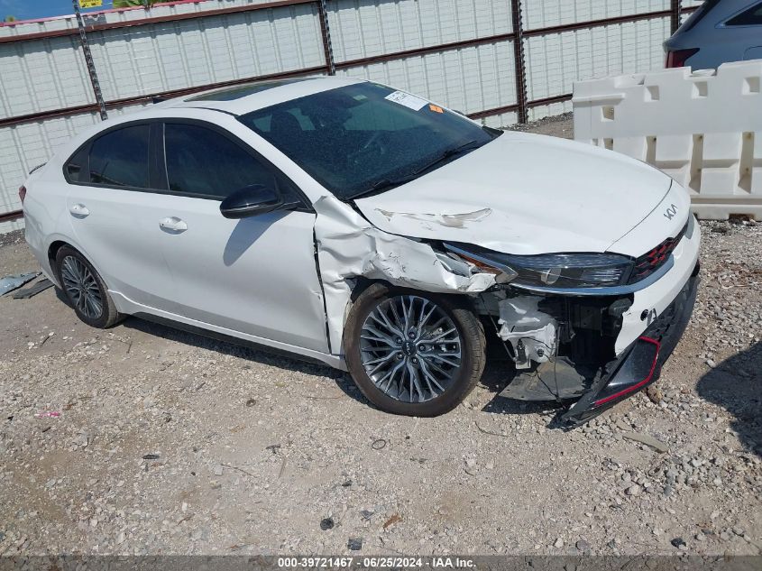 2022 KIA FORTE GT LINE