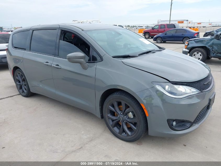 2020 CHRYSLER PACIFICA TOURING