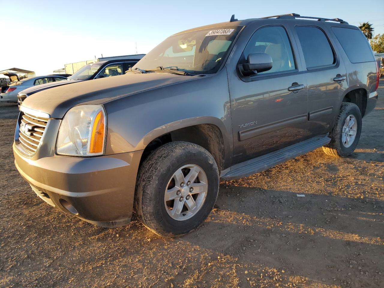 2013 GMC YUKON SLE