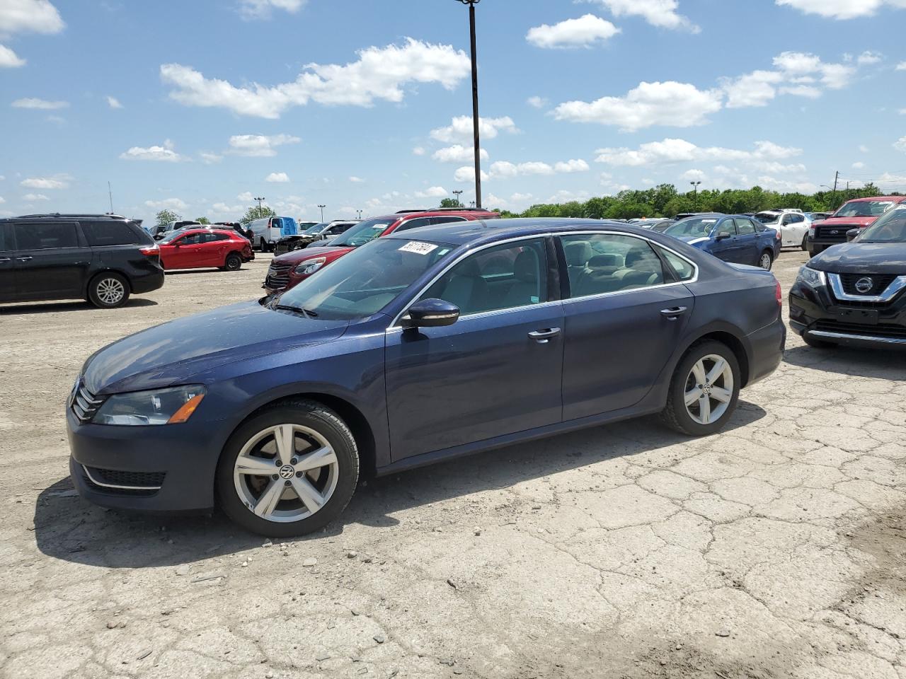 2012 VOLKSWAGEN PASSAT SE