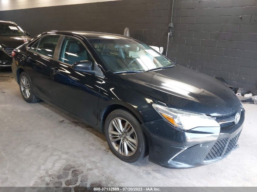 2017 TOYOTA CAMRY SE