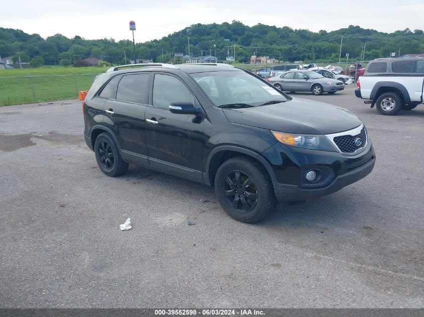 2013 KIA SORENTO LX