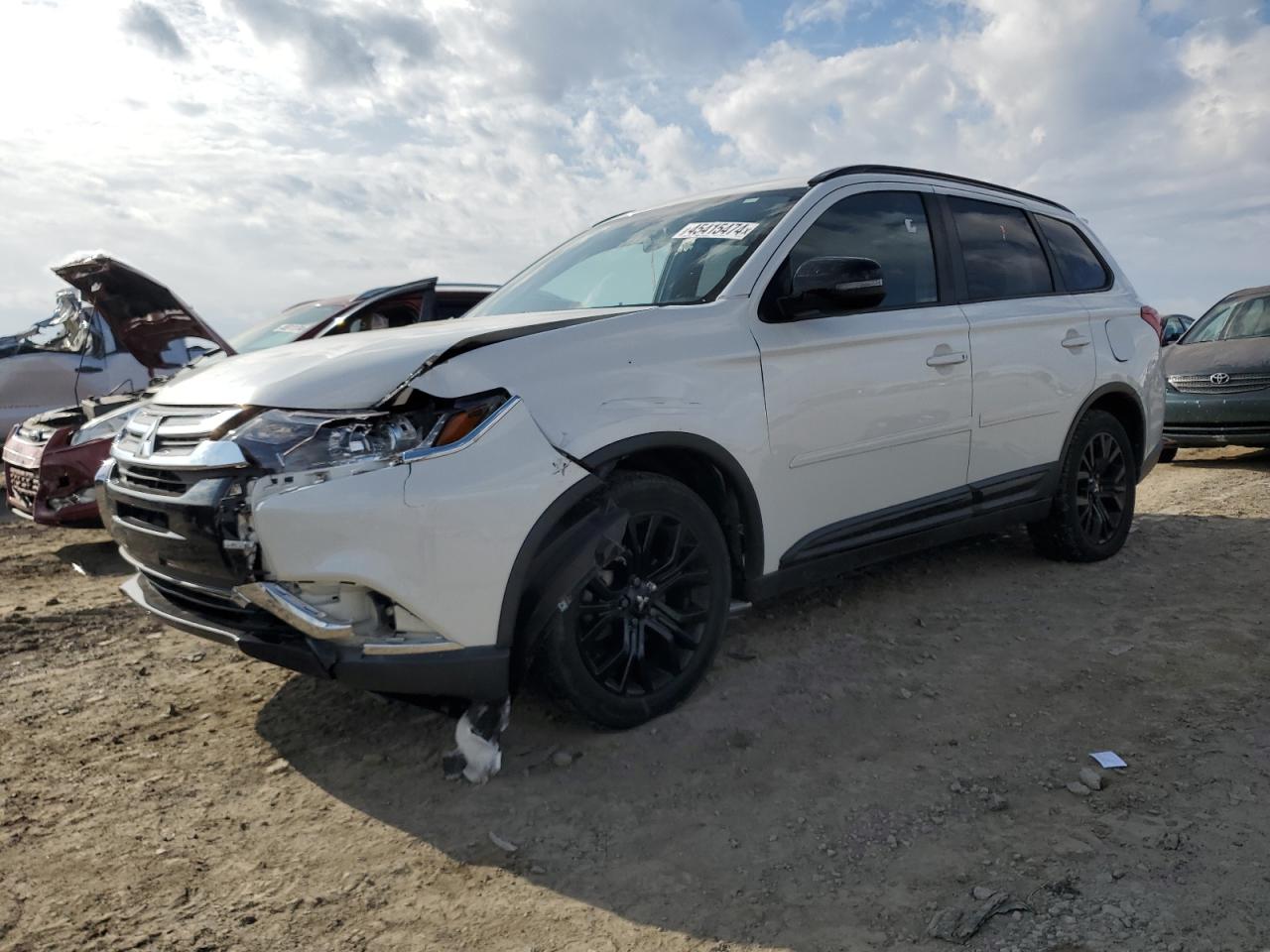 2018 MITSUBISHI OUTLANDER SE