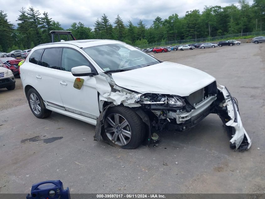 2017 VOLVO XC60 T5 INSCRIPTION