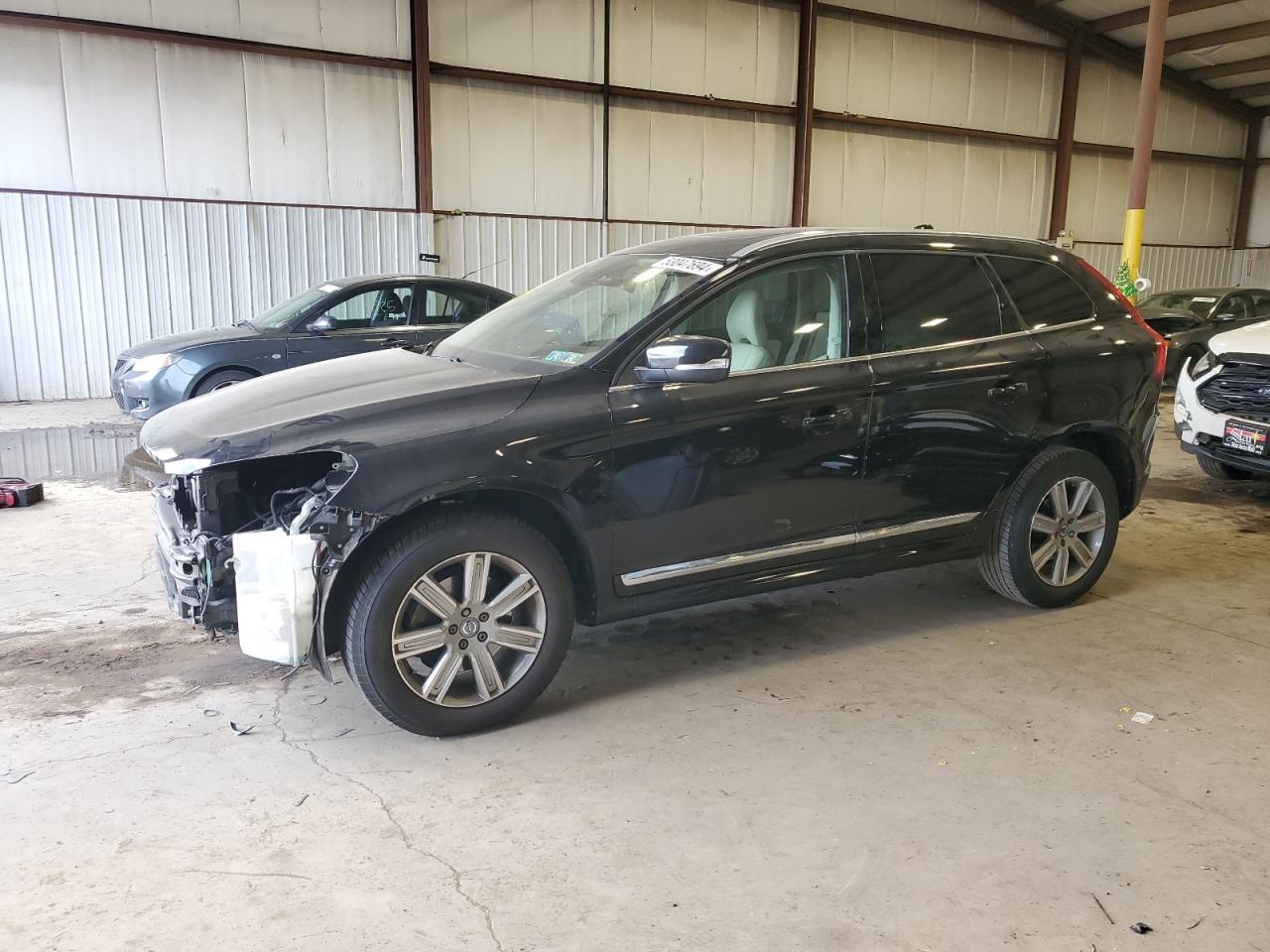 2017 VOLVO XC60 T5 INSCRIPTION