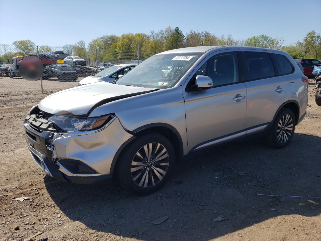 2019 MITSUBISHI OUTLANDER SE