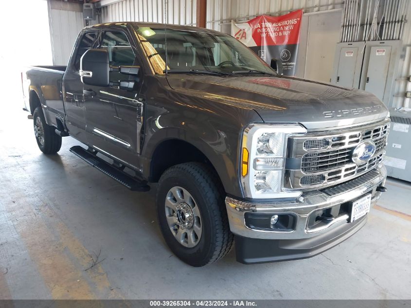 2024 FORD F-250 XLT