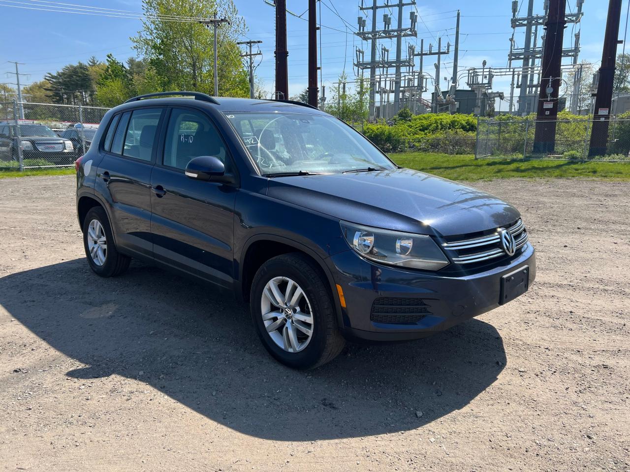 2016 VOLKSWAGEN TIGUAN S