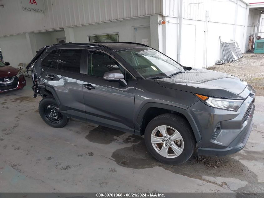 2019 TOYOTA RAV4 XLE