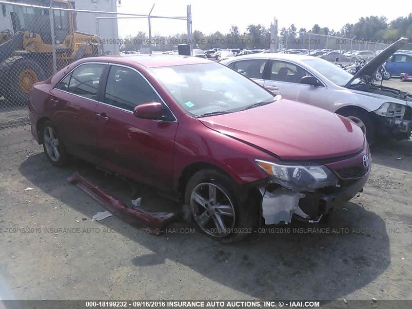 2012 TOYOTA CAMRY SE