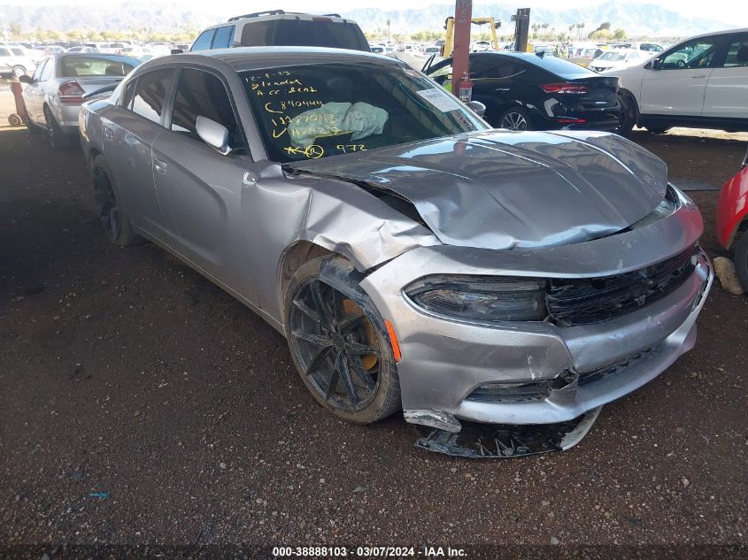 2016 DODGE CHARGER SXT