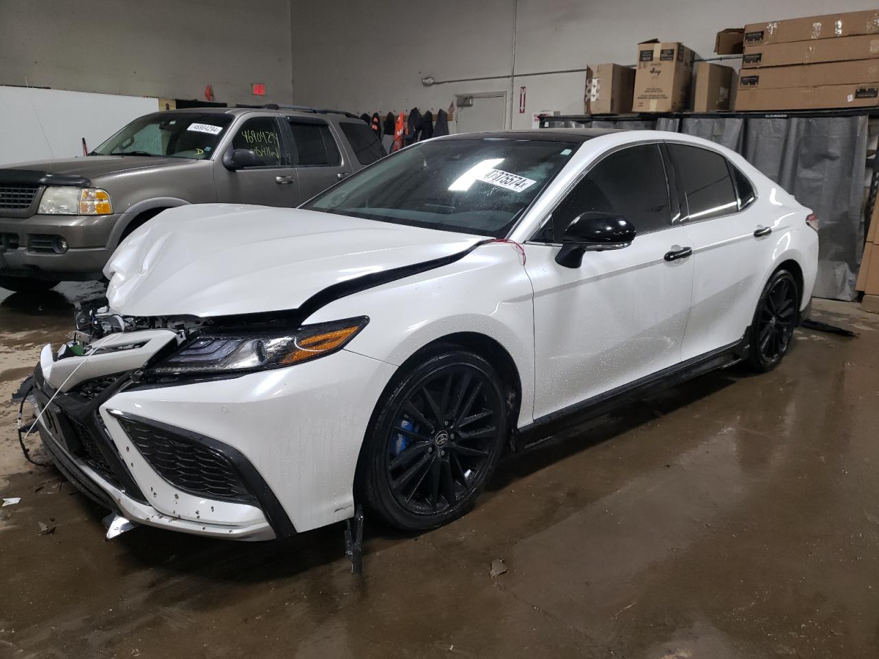 2023 TOYOTA CAMRY XSE