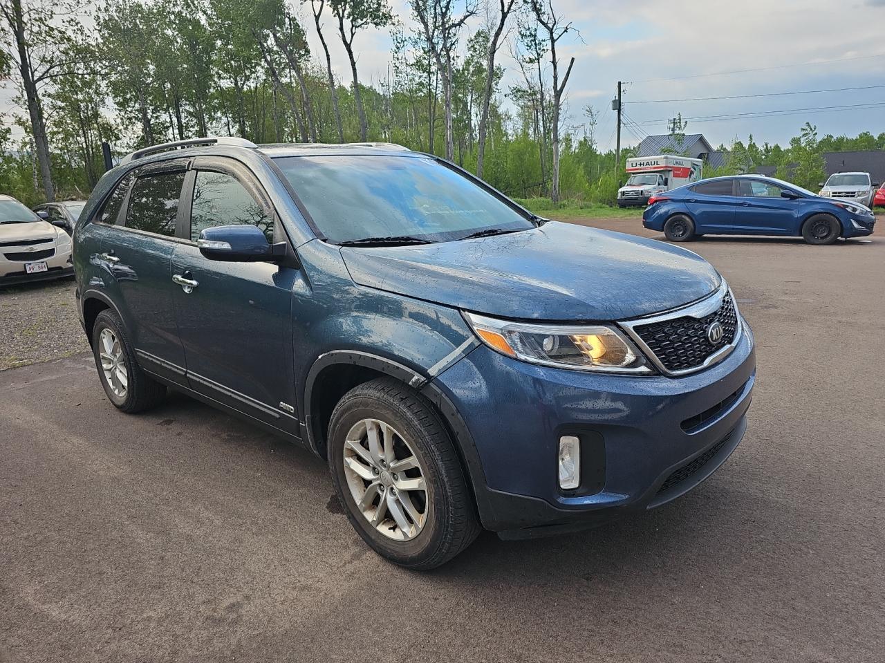 2015 KIA SORENTO LX