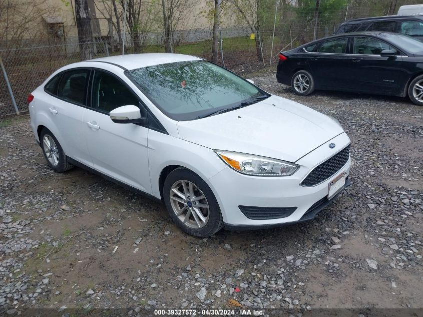 2016 FORD FOCUS SE